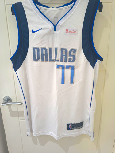 Nike dallas mavericks - dallas, luka
